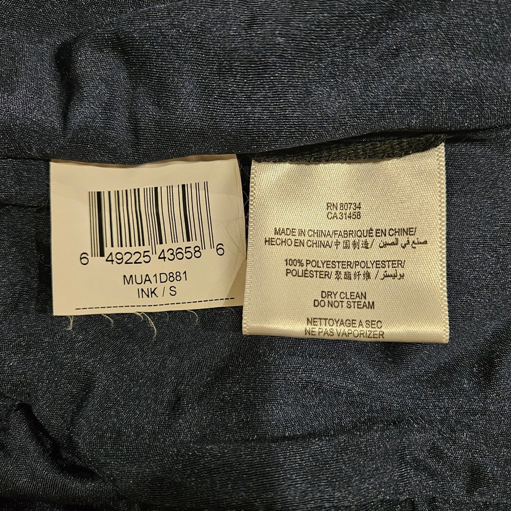 BCBGMaxAzira Size Small V-Neck Navy Drapey‎ Silky Dolman Sleeve Blouse - Picture 3 of 6